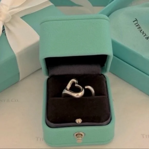 Tiffany & Co. Elsa Peretti Open Heart Ring Sterling Silver Sz. 6.5 W/ Pouch 🎁 - Picture 2 of 7